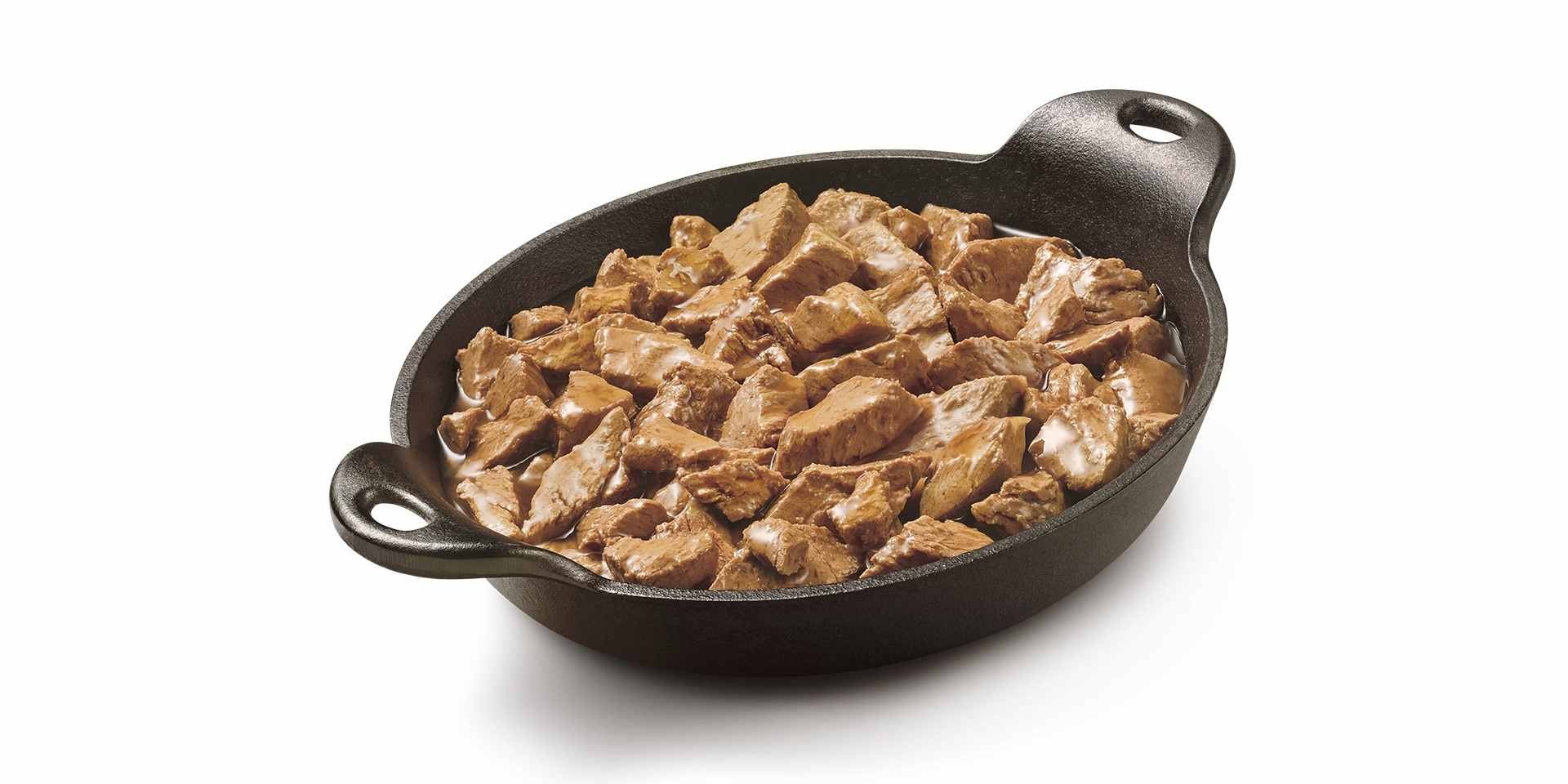 Tipo de alimento para perros. Elegí entre la comida seca o una fórmula húmeda como esta para nutrir a tu mascota.